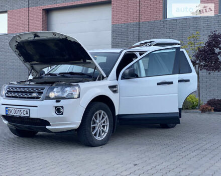 Білий Ленд Ровер Freelander, об'ємом двигуна 2.18 л та пробігом 180 тис. км за 11999 $, фото 27 на Automoto.ua