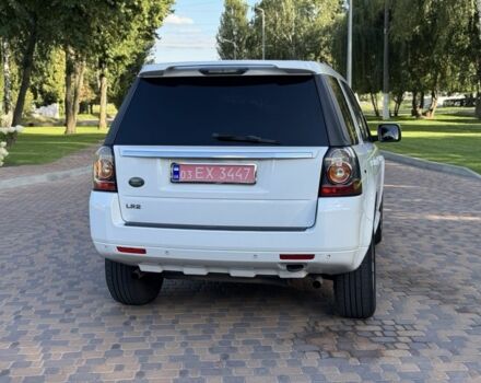 Белый Ленд Ровер Фрилендер, объемом двигателя 2 л и пробегом 236 тыс. км за 11900 $, фото 4 на Automoto.ua