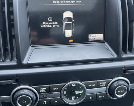 Белый Ленд Ровер Фрилендер, объемом двигателя 2.2 л и пробегом 207 тыс. км за 13950 $, фото 151 на Automoto.ua