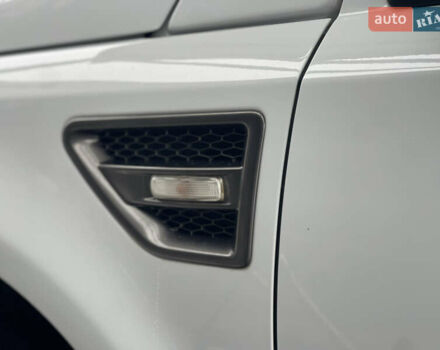 Белый Ленд Ровер Фрилендер, объемом двигателя 2.2 л и пробегом 207 тыс. км за 13950 $, фото 48 на Automoto.ua