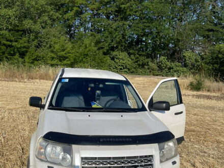 Ленд Ровер Freelander 2007 у Чернівцях на Automoto.ua Білий Ленд Ровер Freelander, об'ємом двигуна 2.2 л та пробігом 206 тис. км за 7676 $, фото 1 на Automoto.ua