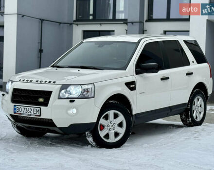 Белый Ленд Ровер Фрилендер, объемом двигателя 2.2 л и пробегом 190 тыс. км за 11500 $, фото 1 на Automoto.ua