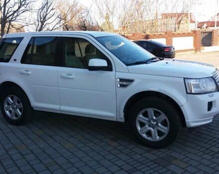 Білий Ленд Ровер Freelander, об'ємом двигуна 2.18 л та пробігом 220 тис. км за 13999 $, фото 1 на Automoto.ua