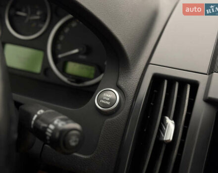 Бежевый Ленд Ровер Фрилендер, объемом двигателя 2.2 л и пробегом 289 тыс. км за 10500 $, фото 22 на Automoto.ua