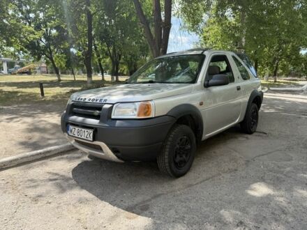Бежевий Ленд Ровер Freelander, об'ємом двигуна 2 л та пробігом 200 тис. км за 2550 $, фото 1 на Automoto.ua