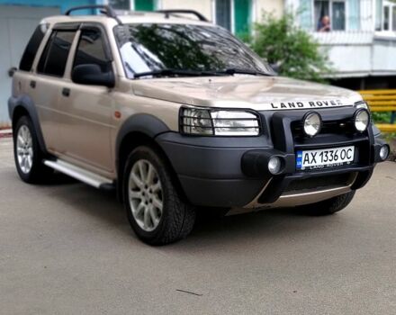 Бежевий Ленд Ровер Freelander, об'ємом двигуна 2 л та пробігом 300 тис. км за 7000 $, фото 1 на Automoto.ua