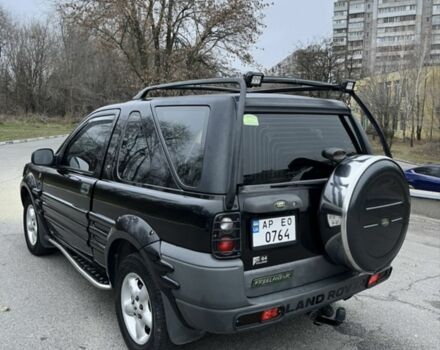 Черный Ленд Ровер Фрилендер, объемом двигателя 1.8 л и пробегом 183 тыс. км за 5500 $, фото 6 на Automoto.ua