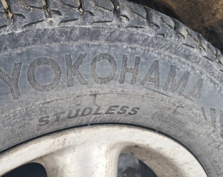 Черный Ленд Ровер Фрилендер, объемом двигателя 2 л и пробегом 394 тыс. км за 3120 $, фото 12 на Automoto.ua