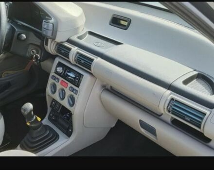 Черный Ленд Ровер Фрилендер, объемом двигателя 1.8 л и пробегом 195 тыс. км за 5500 $, фото 6 на Automoto.ua