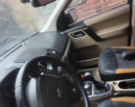Чорний Ленд Ровер Freelander, об'ємом двигуна 2.2 л та пробігом 370 тис. км за 7601 $, фото 2 на Automoto.ua