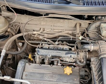 Черный Ленд Ровер Фрилендер, объемом двигателя 1.8 л и пробегом 320 тыс. км за 4650 $, фото 12 на Automoto.ua