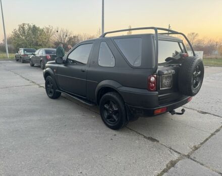 Черный Ленд Ровер Фрилендер, объемом двигателя 0 л и пробегом 320 тыс. км за 2550 $, фото 4 на Automoto.ua