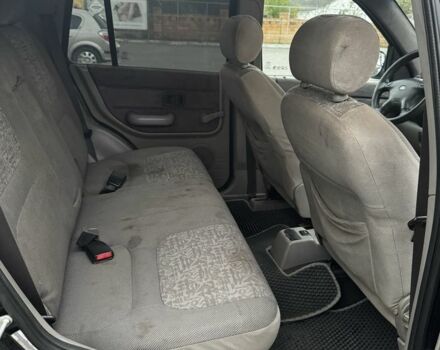 Черный Ленд Ровер Фрилендер, объемом двигателя 2 л и пробегом 100 тыс. км за 4590 $, фото 9 на Automoto.ua