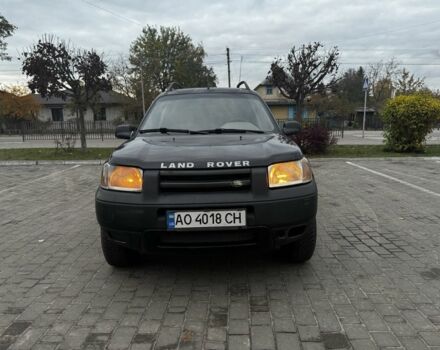 Черный Ленд Ровер Фрилендер, объемом двигателя 2 л и пробегом 100 тыс. км за 4590 $, фото 1 на Automoto.ua