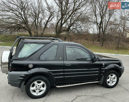Чорний Ленд Ровер Freelander, об'ємом двигуна 1.8 л та пробігом 176 тис. км за 5990 $, фото 25 на Automoto.ua