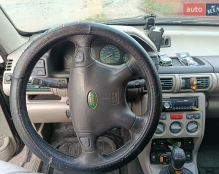 Чорний Ленд Ровер Freelander, об'ємом двигуна 2 л та пробігом 330 тис. км за 3500 $, фото 7 на Automoto.ua
