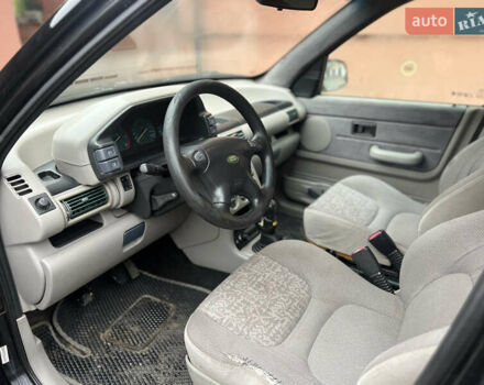 Черный Ленд Ровер Фрилендер, объемом двигателя 1.99 л и пробегом 350 тыс. км за 3950 $, фото 9 на Automoto.ua