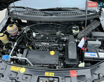 Чорний Ленд Ровер Freelander, об'ємом двигуна 1.8 л та пробігом 176 тис. км за 5990 $, фото 58 на Automoto.ua