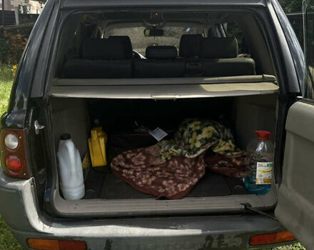 Черный Ленд Ровер Фрилендер, объемом двигателя 2 л и пробегом 197 тыс. км за 5000 $, фото 11 на Automoto.ua