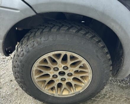 Черный Ленд Ровер Фрилендер, объемом двигателя 2 л и пробегом 253 тыс. км за 2600 $, фото 6 на Automoto.ua