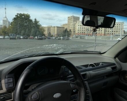 Чорний Ленд Ровер Freelander, об'ємом двигуна 2 л та пробігом 300 тис. км за 2353 $, фото 5 на Automoto.ua