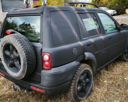 Черный Ленд Ровер Фрилендер, объемом двигателя 2 л и пробегом 300 тыс. км за 2800 $, фото 3 на Automoto.ua