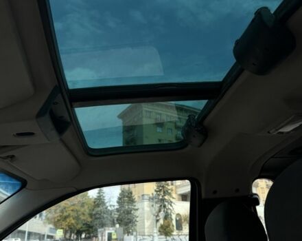 Чорний Ленд Ровер Freelander, об'ємом двигуна 2 л та пробігом 300 тис. км за 2353 $, фото 7 на Automoto.ua