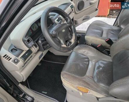 Черный Ленд Ровер Фрилендер, объемом двигателя 2 л и пробегом 380 тыс. км за 3500 $, фото 7 на Automoto.ua