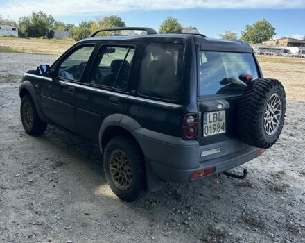 Черный Ленд Ровер Фрилендер, объемом двигателя 2 л и пробегом 253 тыс. км за 2600 $, фото 4 на Automoto.ua