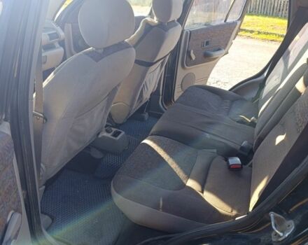 Ленд Ровер Freelander 2000 у Вольнянске на Automoto.ua Чорний Ленд Ровер Freelander, об'ємом двигуна 1.8 л та пробігом 280 тис. км за 2800 $, фото 4 на Automoto.ua