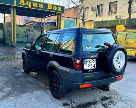 Чорний Ленд Ровер Freelander, об'ємом двигуна 2 л та пробігом 303 тис. км за 2350 $, фото 2 на Automoto.ua