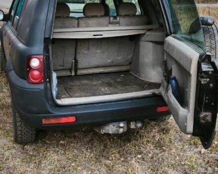 Черный Ленд Ровер Фрилендер, объемом двигателя 2 л и пробегом 300 тыс. км за 2800 $, фото 4 на Automoto.ua