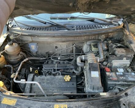 Черный Ленд Ровер Фрилендер, объемом двигателя 1.8 л и пробегом 230 тыс. км за 3200 $, фото 13 на Automoto.ua