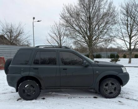 Черный Ленд Ровер Фрилендер, объемом двигателя 2 л и пробегом 150 тыс. км за 2700 $, фото 6 на Automoto.ua