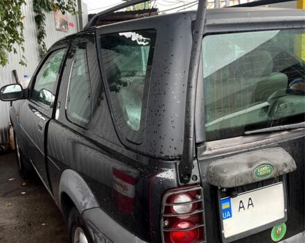 Черный Ленд Ровер Фрилендер, объемом двигателя 2.5 л и пробегом 200 тыс. км за 5600 $, фото 6 на Automoto.ua