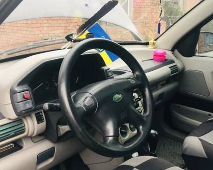 Чорний Ленд Ровер Freelander, об'ємом двигуна 1.95 л та пробігом 237 тис. км за 5800 $, фото 4 на Automoto.ua