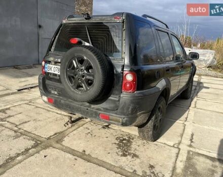 Черный Ленд Ровер Фрилендер, объемом двигателя 1.8 л и пробегом 164 тыс. км за 3350 $, фото 3 на Automoto.ua