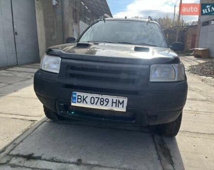 Черный Ленд Ровер Фрилендер, объемом двигателя 1.8 л и пробегом 164 тыс. км за 3350 $, фото 12 на Automoto.ua