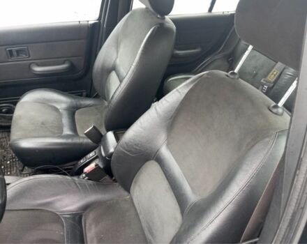 Черный Ленд Ровер Фрилендер, объемом двигателя 2 л и пробегом 236 тыс. км за 3300 $, фото 4 на Automoto.ua