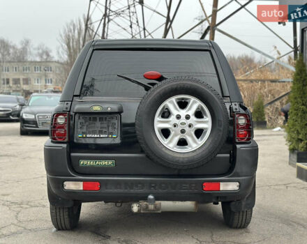 Черный Ленд Ровер Фрилендер, объемом двигателя 2 л и пробегом 234 тыс. км за 7300 $, фото 10 на Automoto.ua