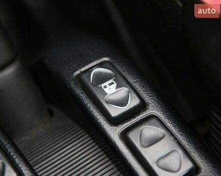 Чорний Ленд Ровер Freelander, об'ємом двигуна 1.95 л та пробігом 234 тис. км за 6600 $, фото 18 на Automoto.ua