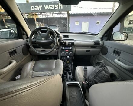 Чорний Ленд Ровер Freelander, об'ємом двигуна 2 л та пробігом 333 тис. км за 2200 $, фото 6 на Automoto.ua