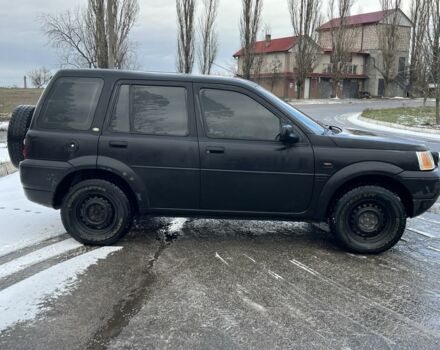 Черный Ленд Ровер Фрилендер, объемом двигателя 1.8 л и пробегом 120 тыс. км за 2900 $, фото 3 на Automoto.ua