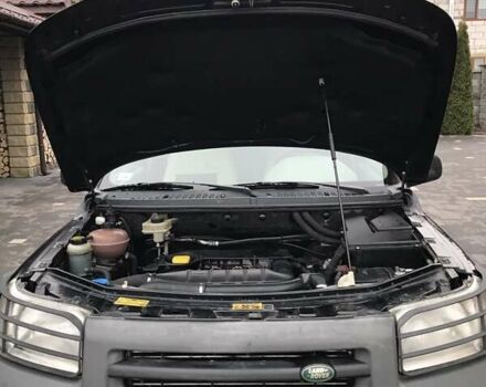 Черный Ленд Ровер Фрилендер, объемом двигателя 2 л и пробегом 277 тыс. км за 3200 $, фото 27 на Automoto.ua