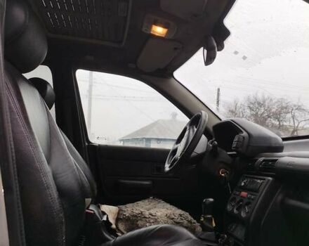 Чорний Ленд Ровер Freelander, об'ємом двигуна 2 л та пробігом 250 тис. км за 5000 $, фото 5 на Automoto.ua