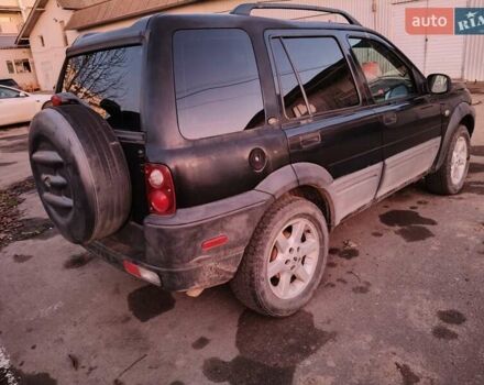 Черный Ленд Ровер Фрилендер, объемом двигателя 2.5 л и пробегом 305 тыс. км за 3300 $, фото 2 на Automoto.ua