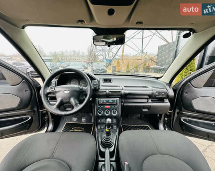 Черный Ленд Ровер Фрилендер, объемом двигателя 2 л и пробегом 234 тыс. км за 7300 $, фото 17 на Automoto.ua