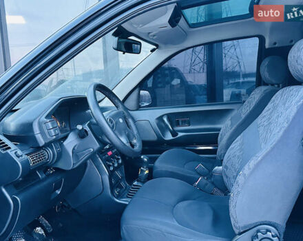 Черный Ленд Ровер Фрилендер, объемом двигателя 2 л и пробегом 234 тыс. км за 6500 $, фото 11 на Automoto.ua