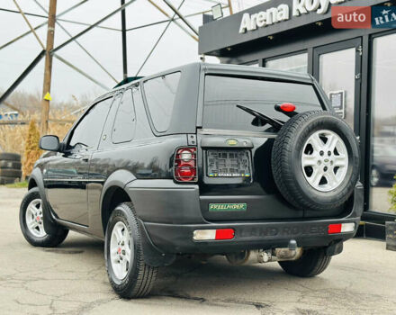 Черный Ленд Ровер Фрилендер, объемом двигателя 2 л и пробегом 234 тыс. км за 7300 $, фото 3 на Automoto.ua