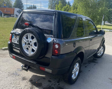Чорний Ленд Ровер Freelander, об'ємом двигуна 2 л та пробігом 279 тис. км за 4000 $, фото 2 на Automoto.ua